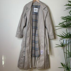 London Fog | Sand Zip Out Houndstooth Lining Maxi Length Belted Trench Coat 10R